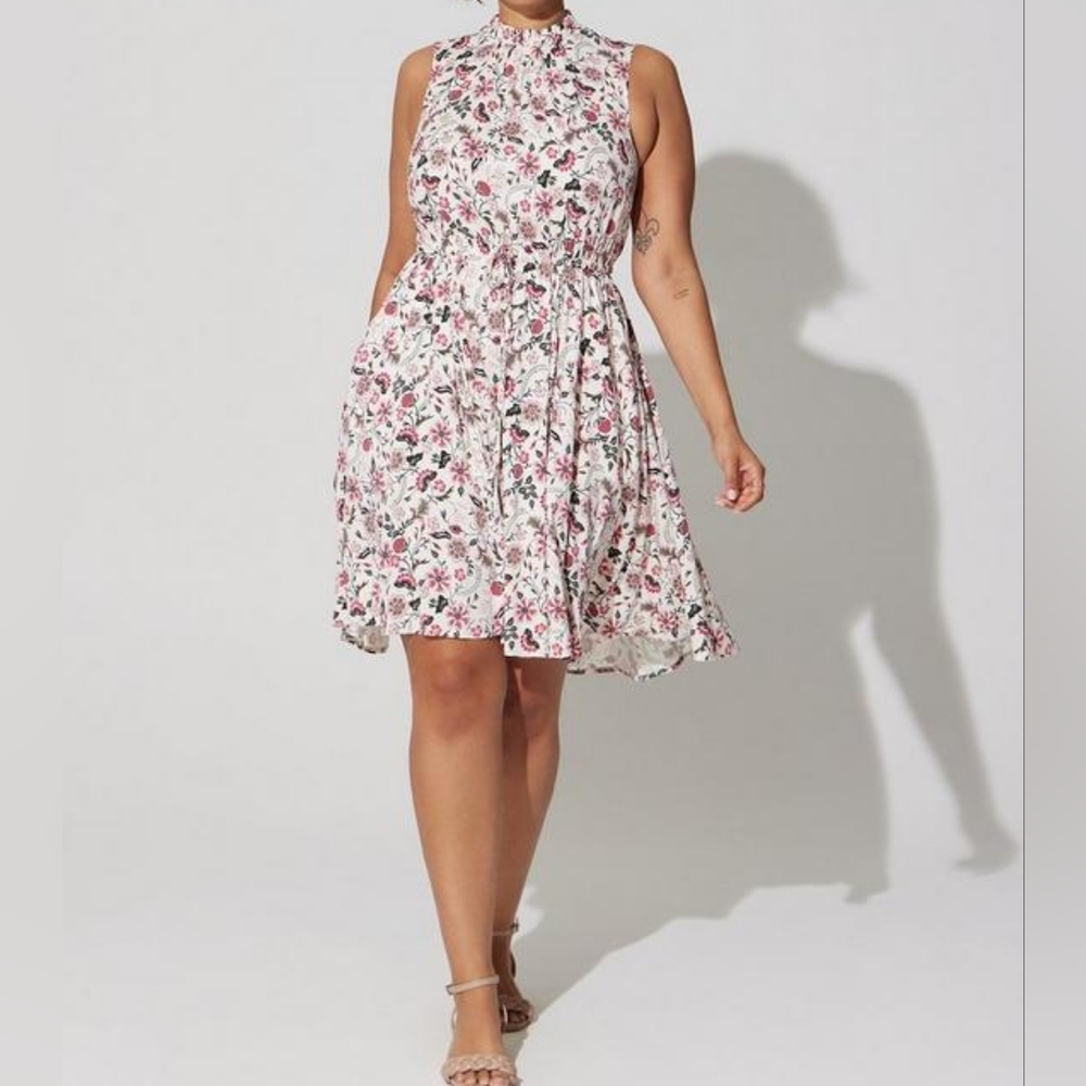 NWT Torrid Mini Stretch Challis Hi-Low Dress Sz 1X 14/16